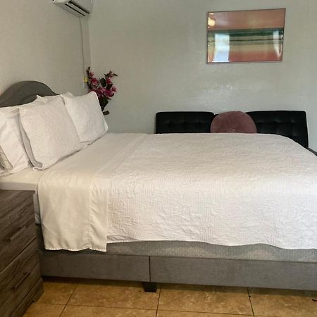 Cozy Studio…With Private Entrance Las Vegas Extérieur photo